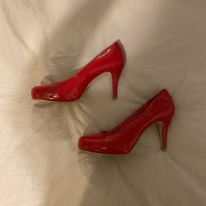 Red Steve Madden Pumps